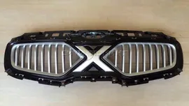 Решетка радиатора X-Style, abs пластик, черный цвет + серебристый центр. OEM-Tuning CNT14-16ZP-015 для Kia Sportage IV (QL)