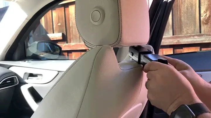 Installing an OEM Jagaur F-PACE click and Go base