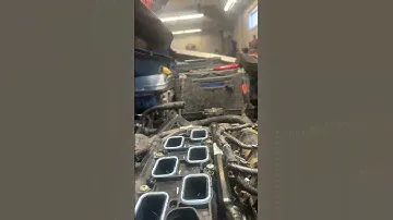 Chrysler town and country 3.6L upper intake installation