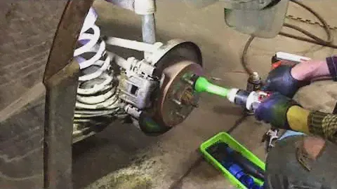 Rotor Surface and Wheel Stud Cleaning