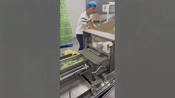 Live production recording#cosmetics #factory #odm #oem