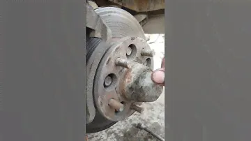 how to checking front wheel bearing Toyota Hilux 1994