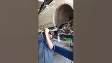 5lb Slide Hammer VS Wheel Hub....