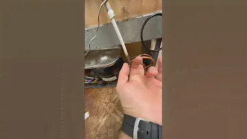 Таинственное исчезновение мастера⁉️ЯрЫк бочек потик!)Ремонт морозильной камеры +79629866161 Москва