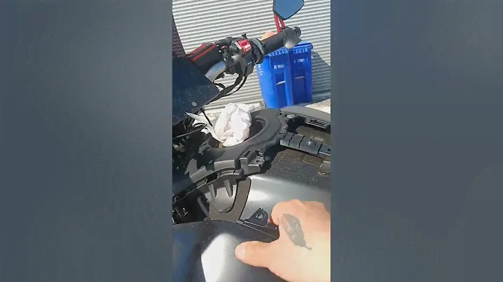 2024 Yamaha MT 07 OEM USB install
