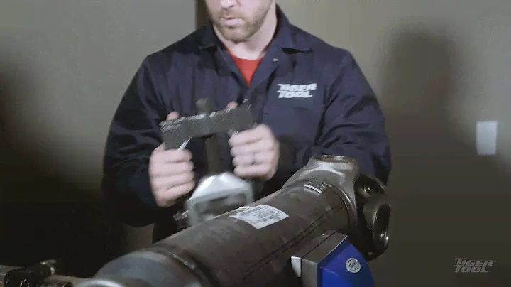 Severe Heavy Duty U-Joint Puller - Tiger Tool 10106