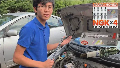 Как заменить свечи зажигания Honda Civic 8-го поколения 2006-2011 гг. 1ZFR6K-11S Iridium | Авторемонт Айман своими руками