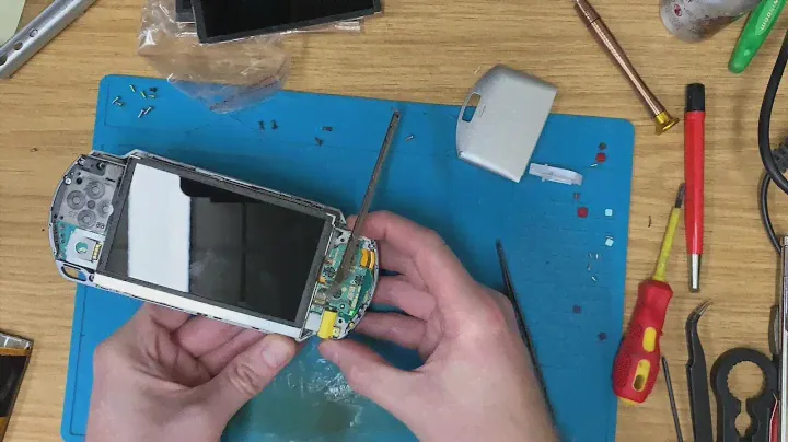 PSP 1000 Screen Replacement : Repair