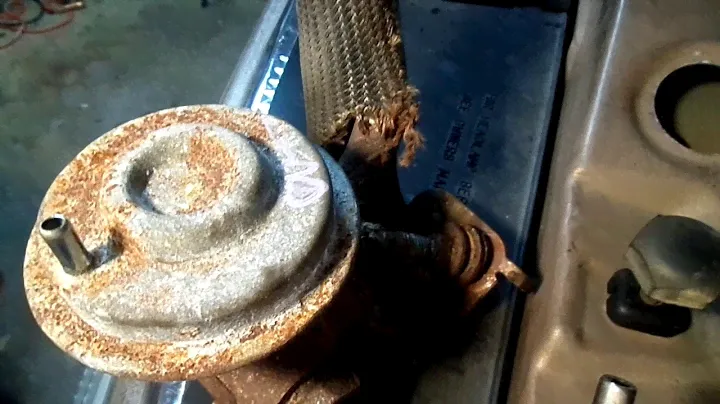 Ford Explorer EGR/EGR Tube Removal and Replacement