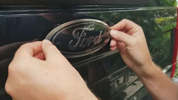 2021 F-350 SUPERDUTY TREMOR EMBLEM CHANGE FRONT AND TAILGATE