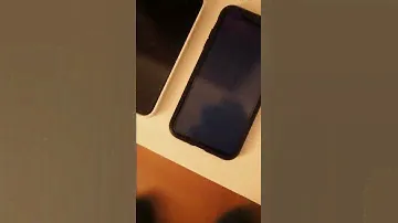 LCD vs OLED!