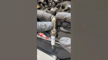 4RUNNER SPARK PLUGS SWAP #diyrepair #mechanic #automotive #toyota#4runner #sparkplugs #maintenence
