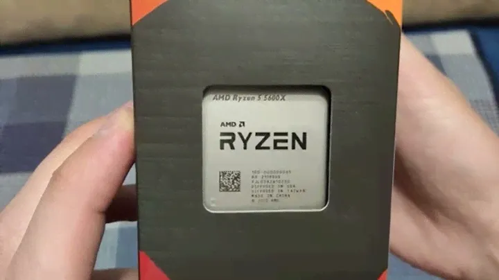 Распаковка процессора AMD Ryzen 5 5600X из Rozetka