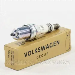 Свеча зажигания AUDI Q7,PORSCHE Cayenne,VW Touareg,Passat(B6) OEM-0